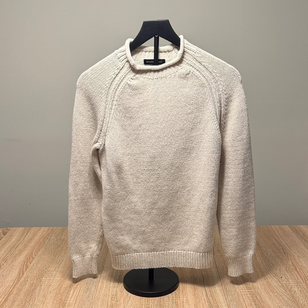 Banana Republic Cream Rare Aspen Style Sweater